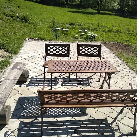 Chatka Víkend * Dlha