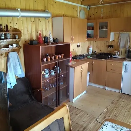 Chatka Víkend * Dlha